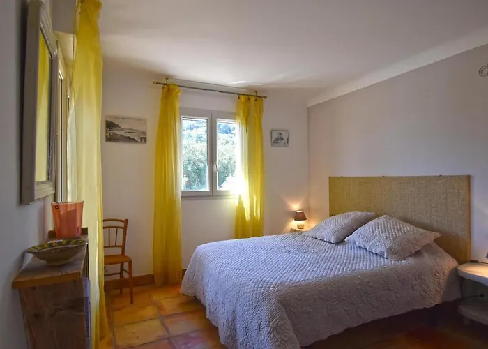 Vue Jardin Hébergement de vacances