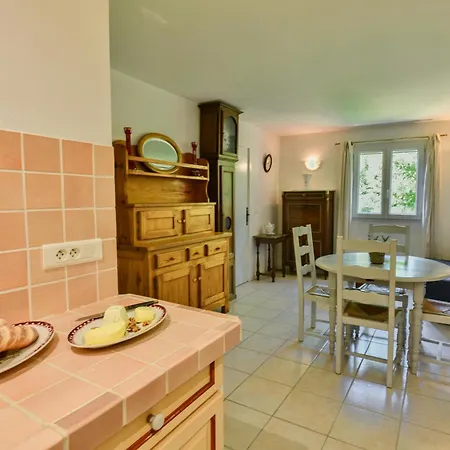 Vue Jardin Holiday home *